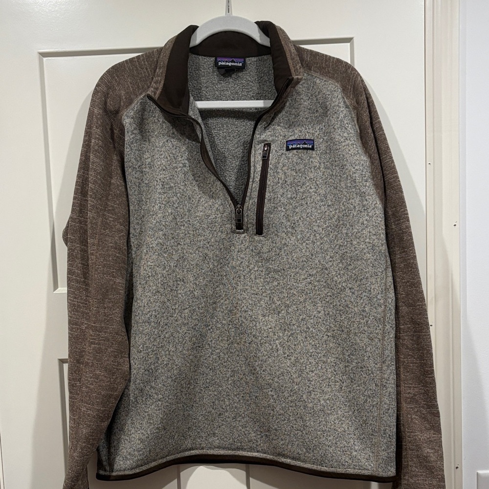 Patagonia Men's 1/4 zip Better Sweater in Brown and grey/tan, XL